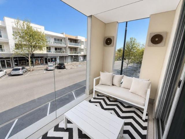 Spacious Apartment in the Heart of Mawson Lakes Please apply via Tenantoptions.com.au