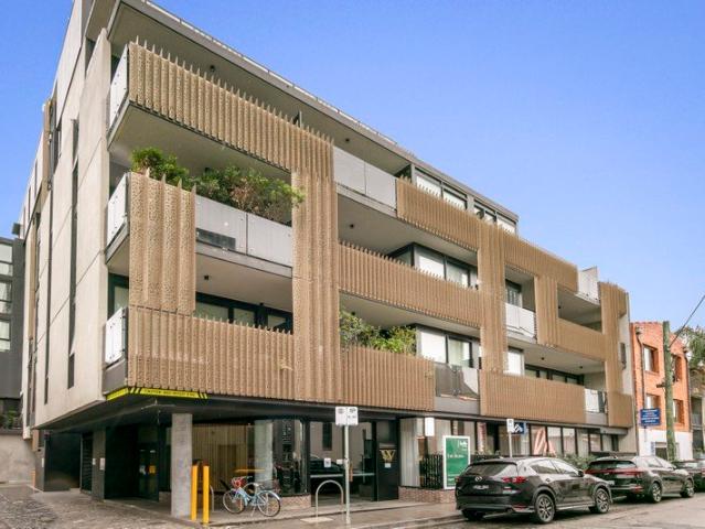 Spacious apartment in the heart of Prahran/Windsor!