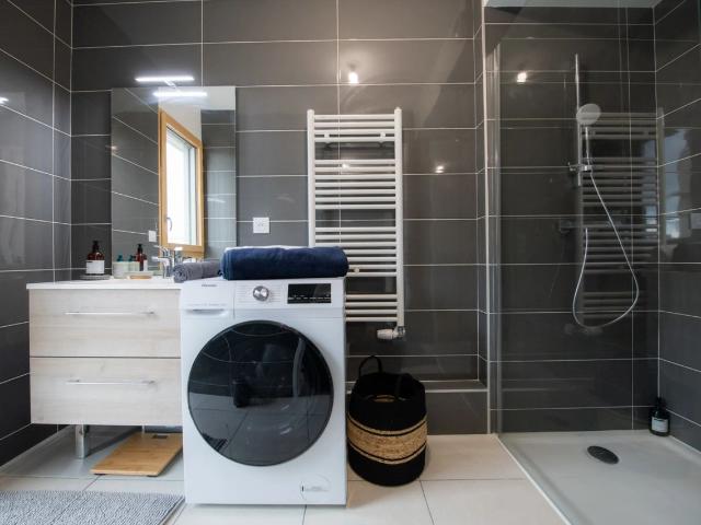 Spacious apartment in the heart of the Part Dieu district, Lyon Amsterdam Apartments for Rent
