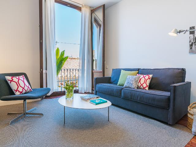 Spacious apartment in the heart of Valencia