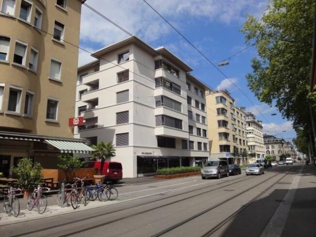 Spacious apartment in the heart of Zurich Seefeld