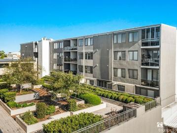 Spacious Apartment Living in the Heart of Belmont