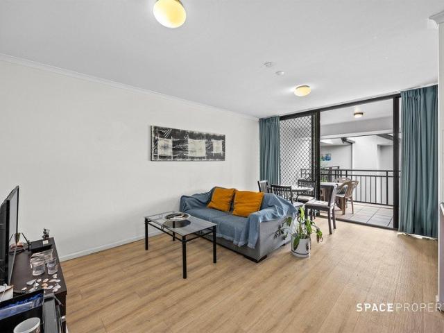 Spacious Apartment Living with Dual Balconies in the Heart of Spring Hill