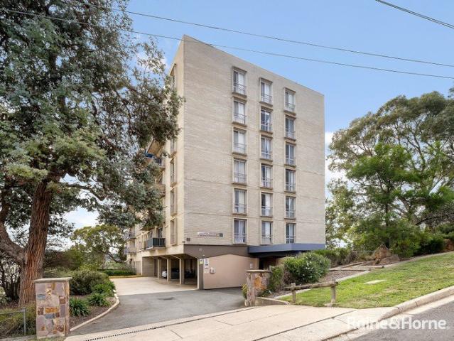 Spacious apartment living with elevated views in Crestwood