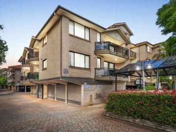 Spacious apartment living with outdoor entertaining in Westmead