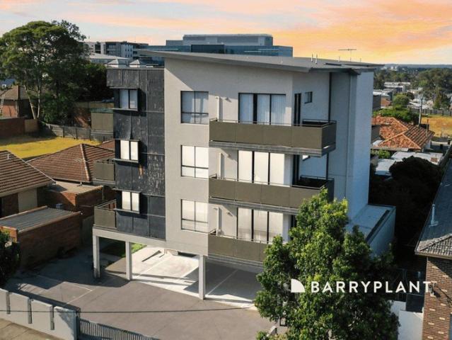 Spacious Apartment Living with Private Balcony!