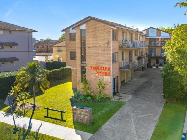 Spacious Apartment with Broadwater Lifestyle at Tequila Court