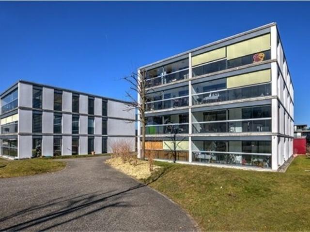 Spacious apartment with conservatory in Lachen SZ