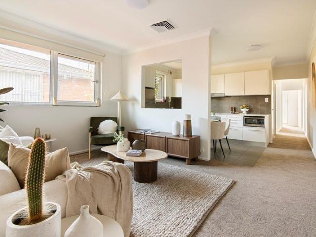 Spacious apartment with exceptional versatility