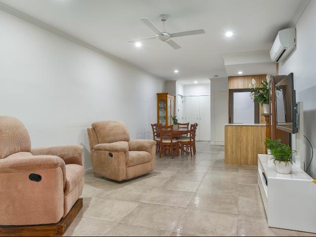 Spacious Apartment with Fabulous Views