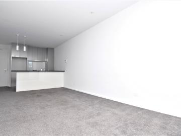 Spacious Apartment with great views! Fully Furnished