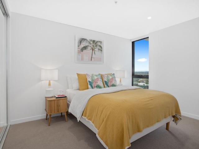 Spacious Apartment with Incredible Views
