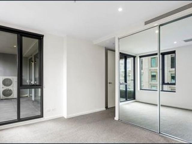 Spacious Apartment with Lifestyle Options!
