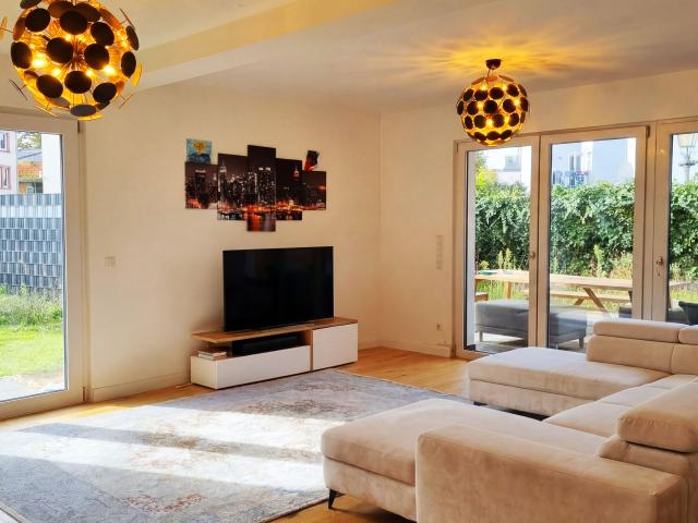 Spacious apartment with private garden in Frankfurt am Main