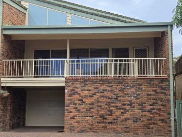 Spacious architecturally designed 2 bed unit with ocean views