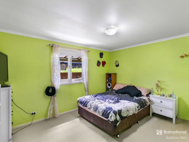 Spacious Art Deco Character Home