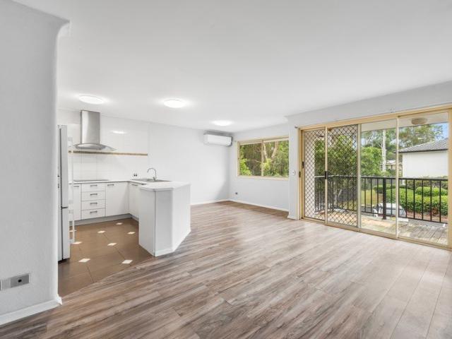 Spacious Arundel Townhouse