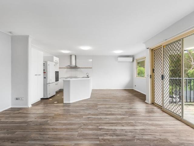 Spacious Arundel Townhouse