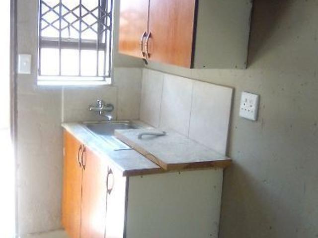 Spacious Bachelor unit