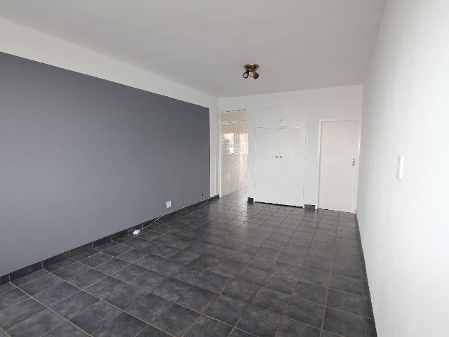 Spacious Bachelor’s Flat