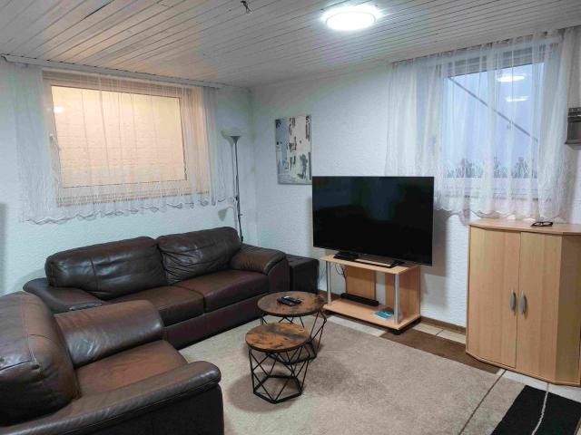 Spacious Basement Apartment in Bonn Well connected to City Center – euhabitat