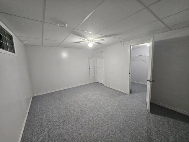Spacious Basement Room for Rent, Walking Distance to West Edmonton Mall