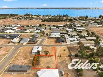 SPACIOUS BATTLE AXE ALLOTMENT CLOSE TO LAKE MULWALA!