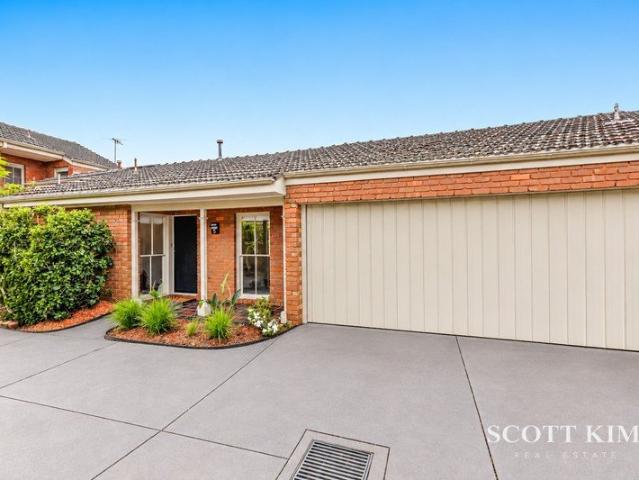 Spacious Beachside Living Just 2 Minutes from the Beach