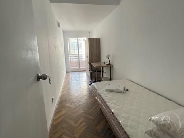 Spacious bedroom. Balcony