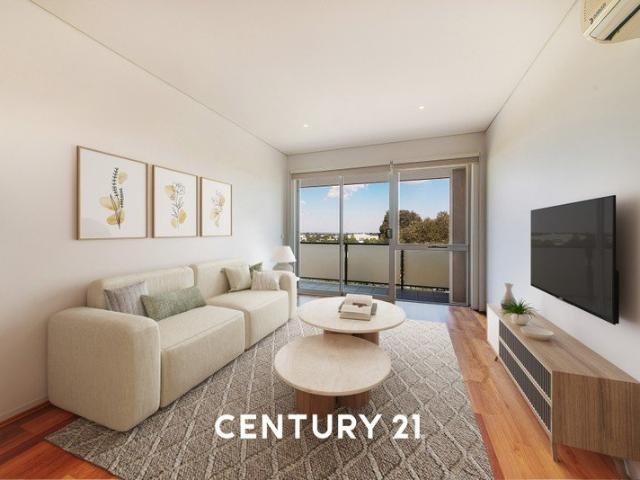 SPACIOUS BOUTIQUE APARTMENT IN A PRIME CLAYTON LOCATION