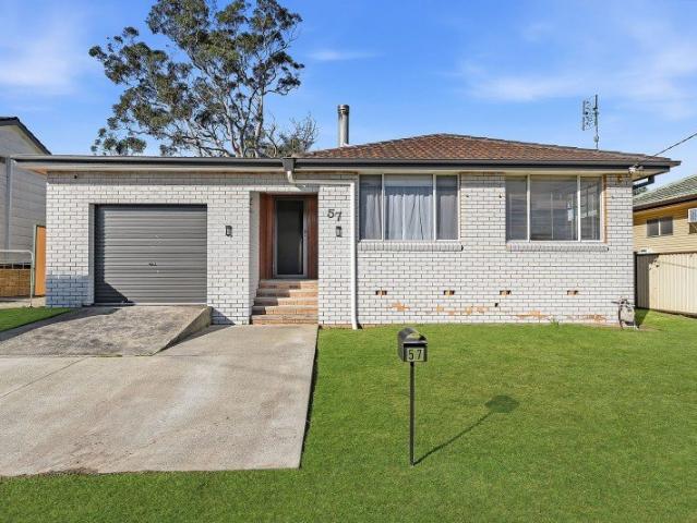 Spacious Brick Family Home with Granny Flat Potential!
