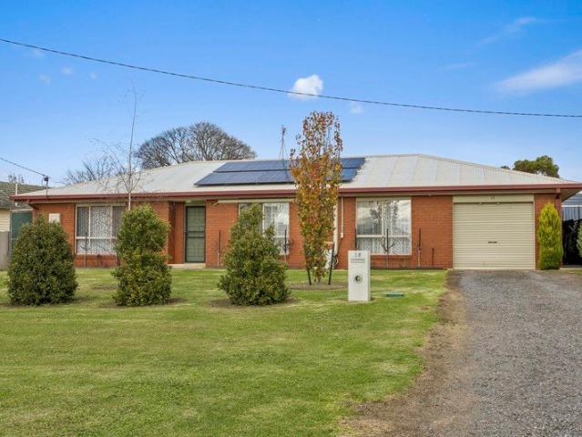 Spacious Brick Home Offering Country Comfort & Endless Possibilities