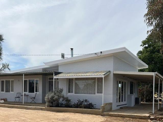 SPACIOUS BRICK HOME and HUGE SHED ON 5 ACRES!
