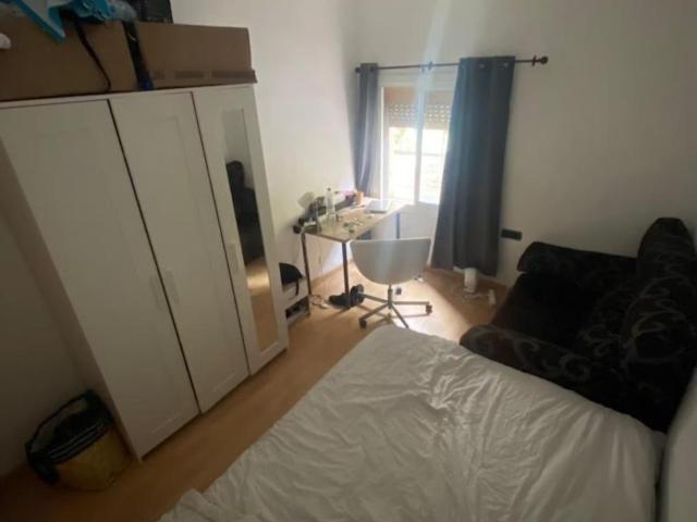 Spacious bright double bedroom