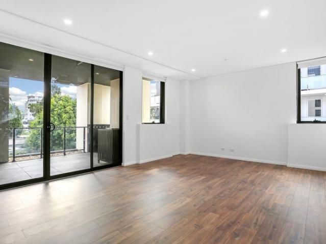 Spacious, Bright & Oversized