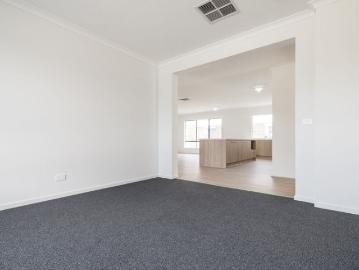 Spacious Carlisle Home in Coridale Estate with Side Access & Club Facilities