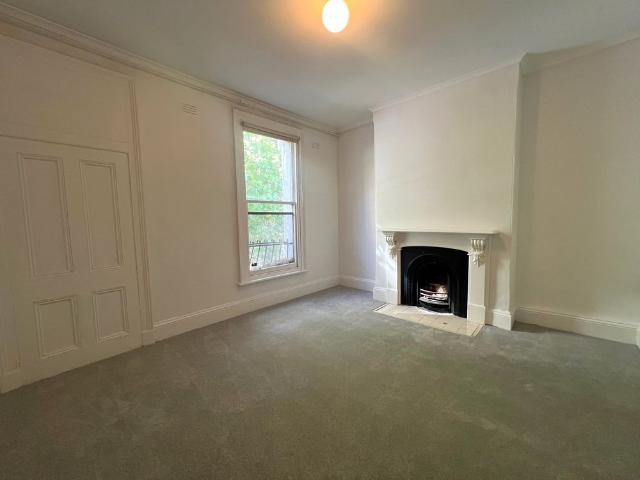 Spacious Carlton Home in a Prime Location