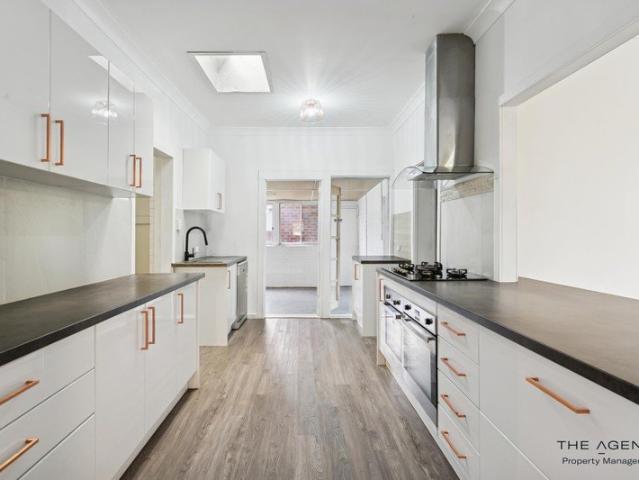 Spacious Character Home with Self Contained Flat & Workshop
