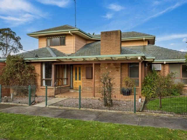 Spacious Character Home in a Prime Colac Location