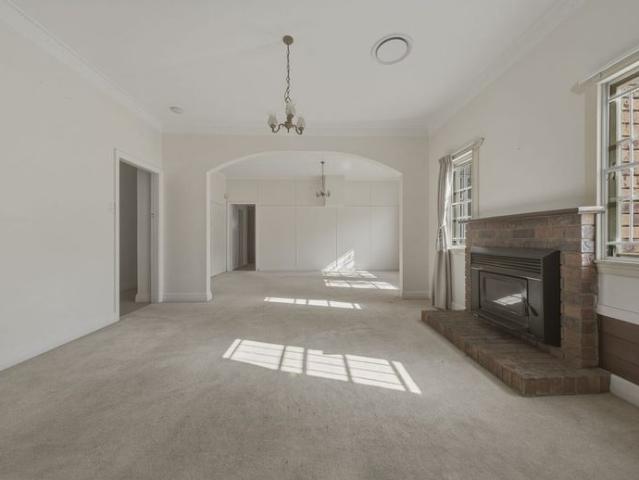 Spacious Character Home in Prime St Lucia Location