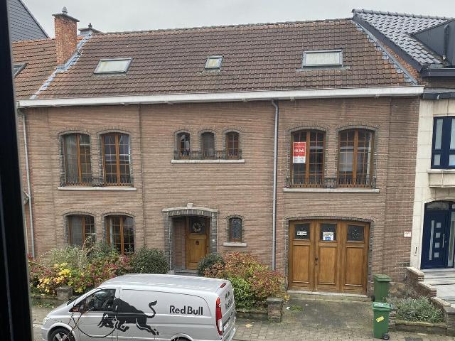 Spacious charming character house