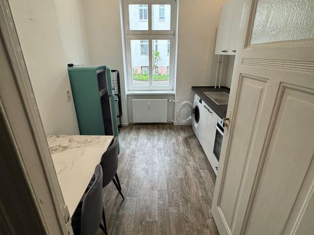 Spacious & charming loft in Alt Tempelhof Terrace, calm, beautiful, Berlin Amsterdam Apartments for Rent