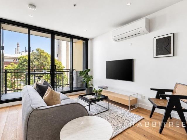 Spacious City Edge Living with an Expansive Balcony