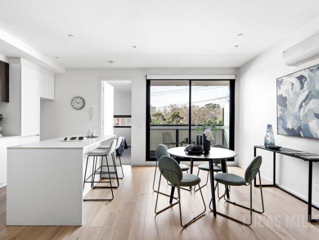 Spacious City Fringe Lifestyle