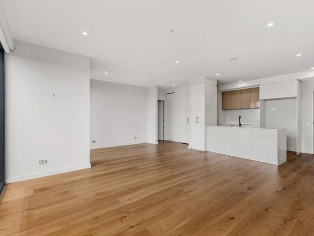 Spacious City Living on the 12th Floor – Apartment in Prime Pirie Street Location