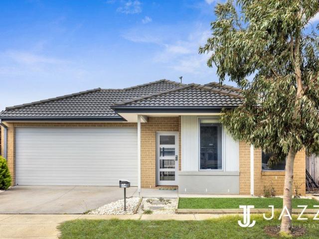 Spacious Comfort in a Prime Location!
