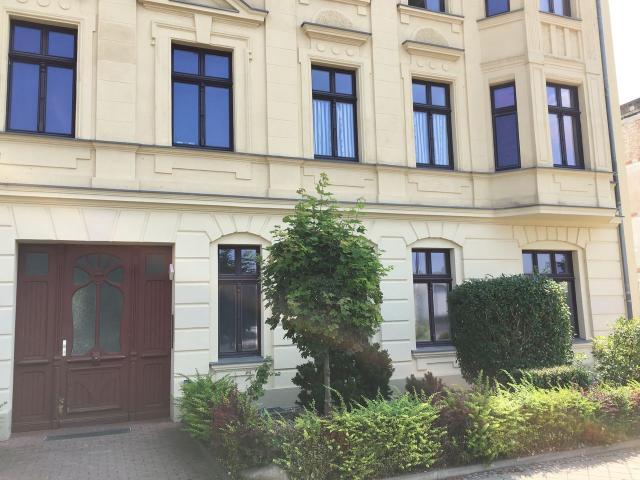 Spacious & Comfortable Apartment with Modern Amenities in Magdeburg, Magdeburg Amsterdam Apartments for Rent