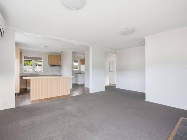Spacious & Comfortable Living in the Heart of Warrane