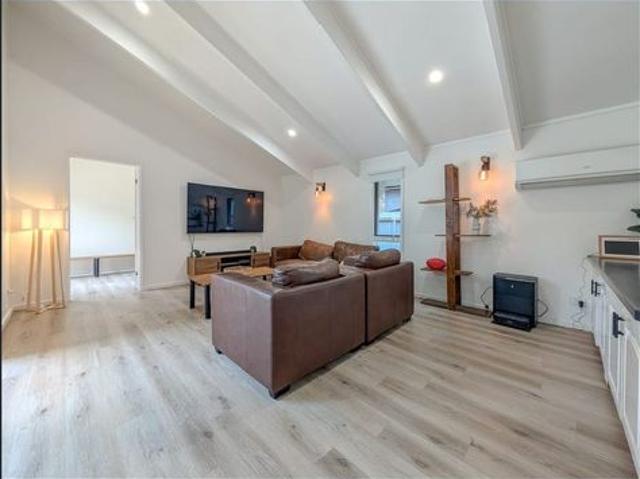 Spacious, Comfortable & Perfectly Positioned
