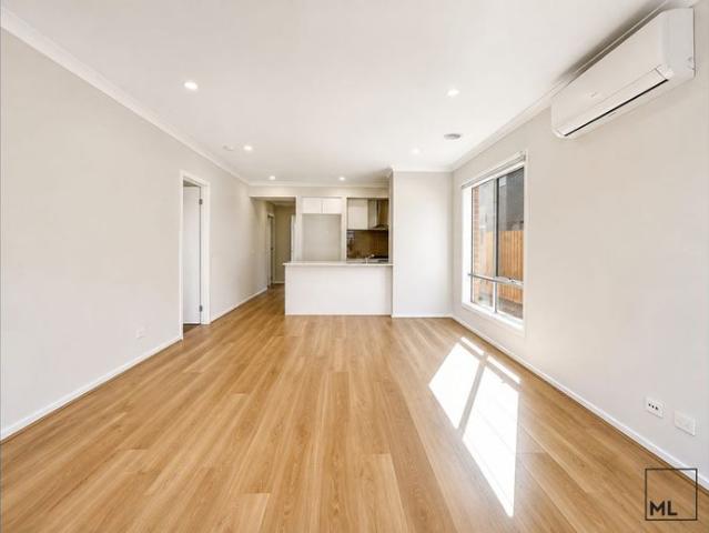 Spacious & Contemporary Family Home in Clyde North
